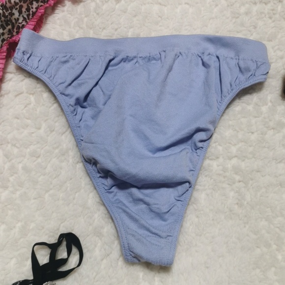 Sold - Picture 3 of 9